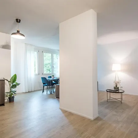 Apartment In With Heated Swimming Pool